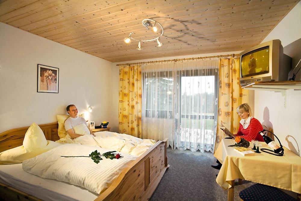 Landhotel Weingarten Haibach  Exterior photo